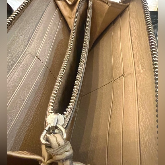 Chloe Long Leather Wallet - Picture 11 of 12